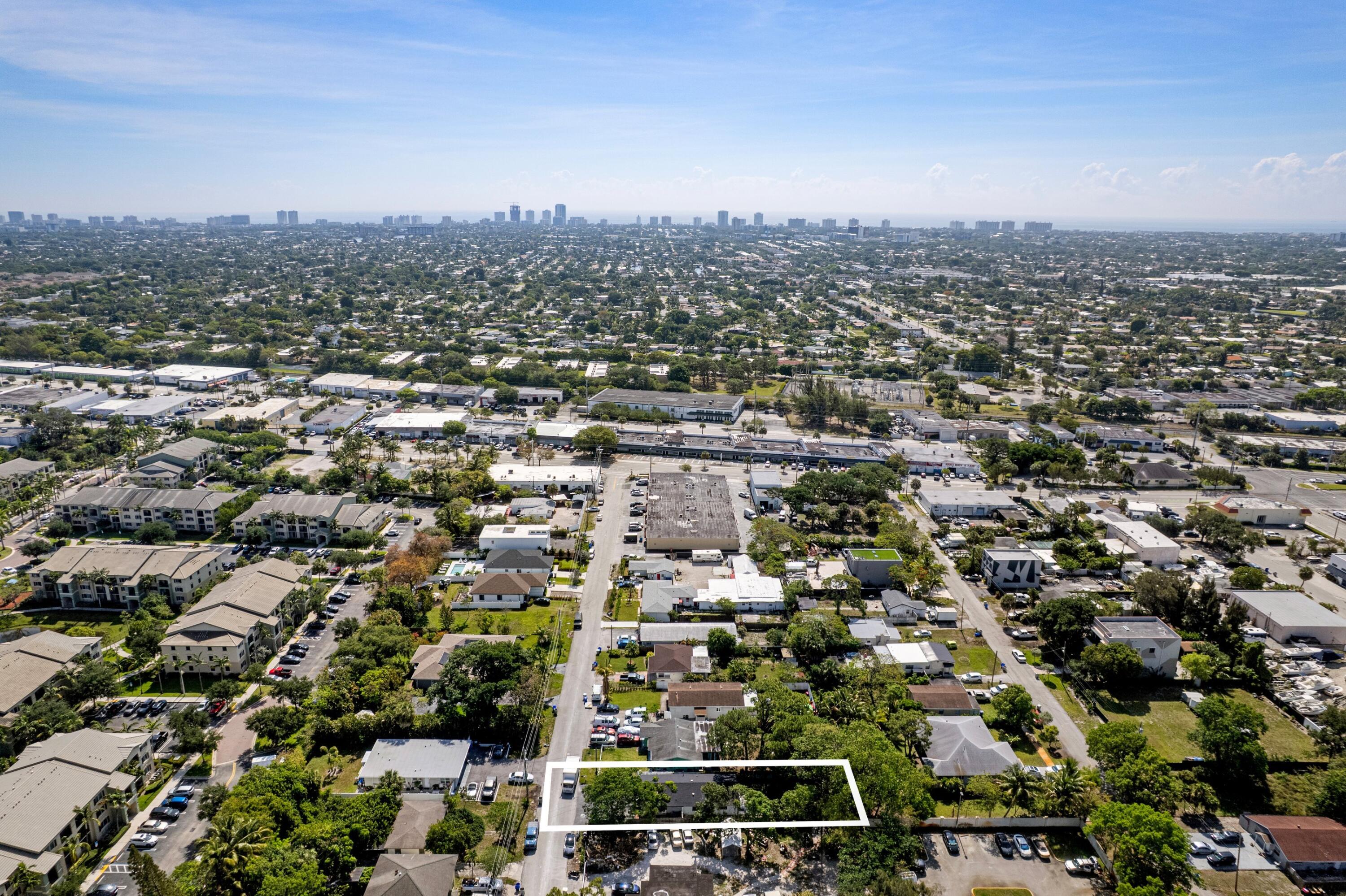 836 Southwest 13th Court Pompano Beach, FL 33060 - Photo 31 of 37 Aerial View