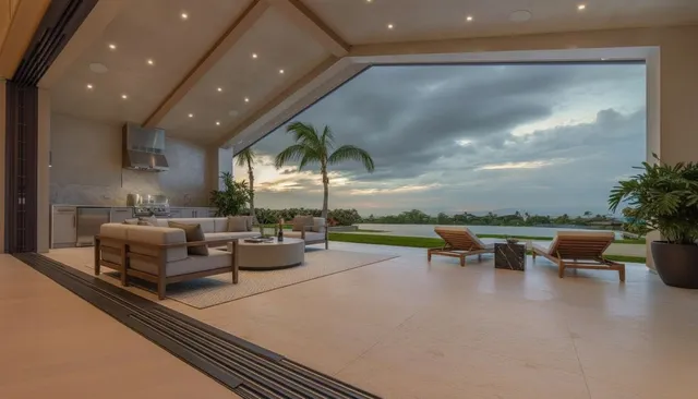 $10,995,000 | 184 Lolowaa Place, Kihei, HI 96753