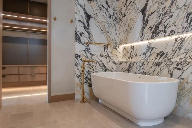 $10,995,000 | 184 Lolowaa Place, Kihei, HI 96753