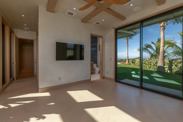 $10,995,000 | 184 Lolowaa Place, Kihei, HI 96753