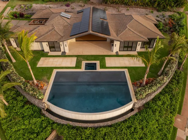 $10,995,000 | 184 Lolowaa Place, Kihei, HI 96753