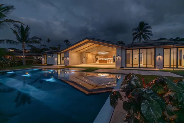 $10,995,000 | 184 Lolowaa Place, Kihei, HI 96753