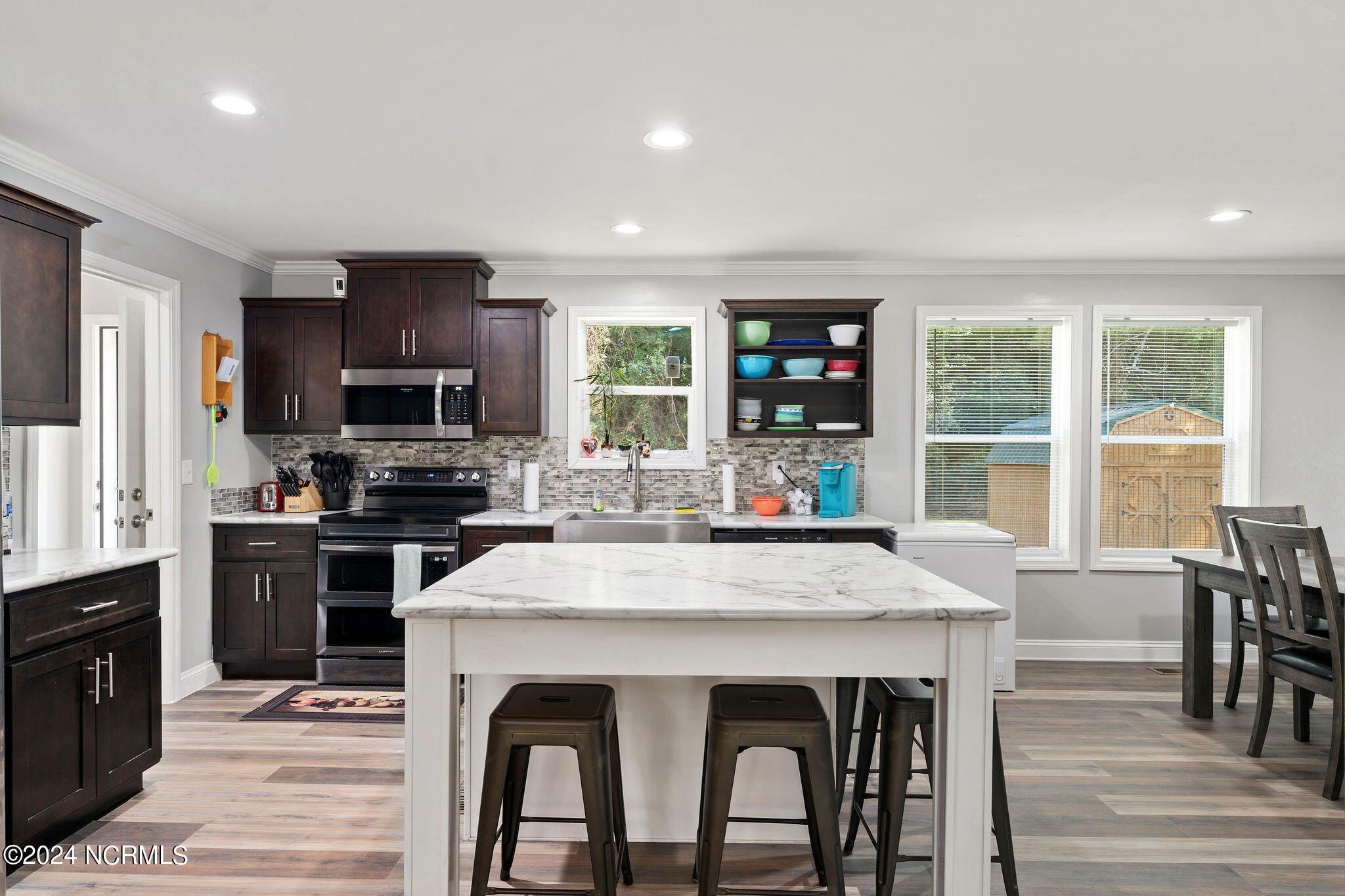 463 Stallings Road Teachey, NC 28464 - Photo 5 of 25 Frig, DW, oven and microwave to convey to buyer!