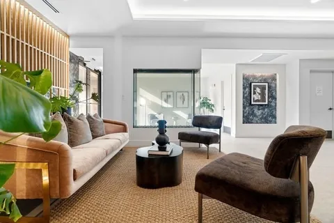 $1,799,500 | 566 Columbus Avenue, Unit 103, Boston, MA 02118