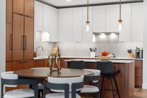 $1,799,500 | 566 Columbus Avenue, Unit 103, Boston, MA 02118