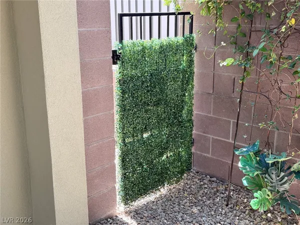 $3,400 | 9584 Jadeite Lane, Las Vegas, NV 89143