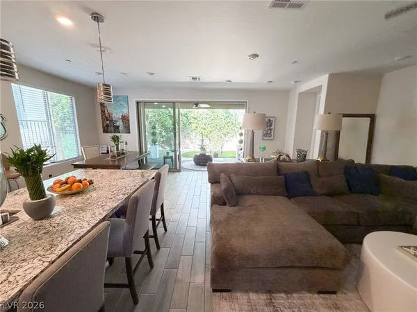 $3,400 | 9584 Jadeite Lane, Las Vegas, NV 89143