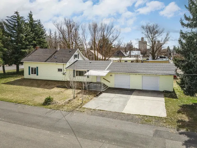 $285,000 | 211 West Linden Street, Harrington, WA 99134