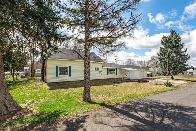 $285,000 | 211 West Linden Street, Harrington, WA 99134