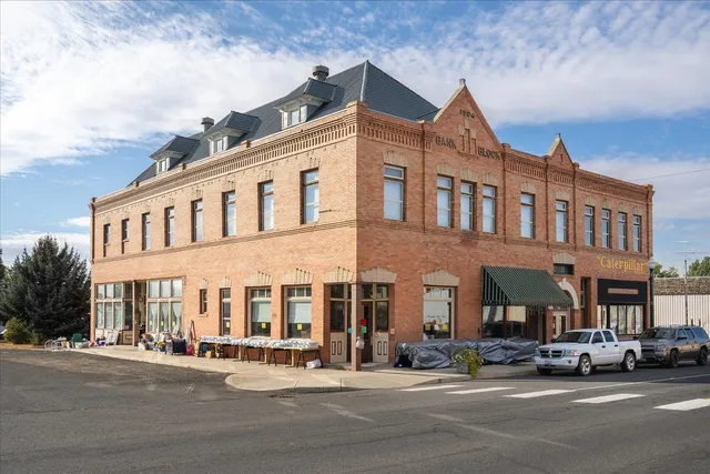 $285,000 | 211 West Linden Street, Harrington, WA 99134