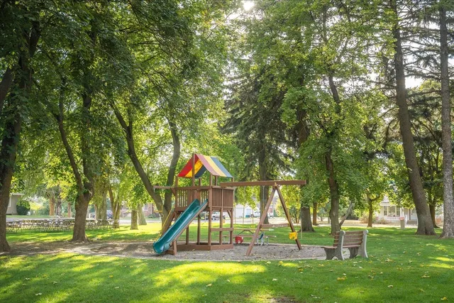 $285,000 | 211 West Linden Street, Harrington, WA 99134