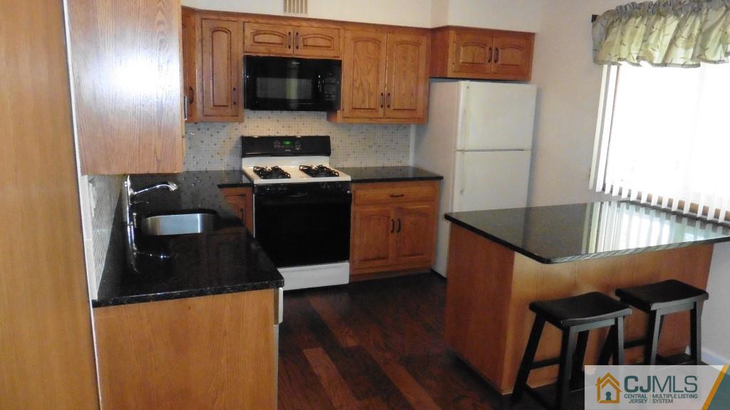 20 Kingsley Road Kendall Park, NJ 08824 - Photo 18 of 25 Gallery Image 18