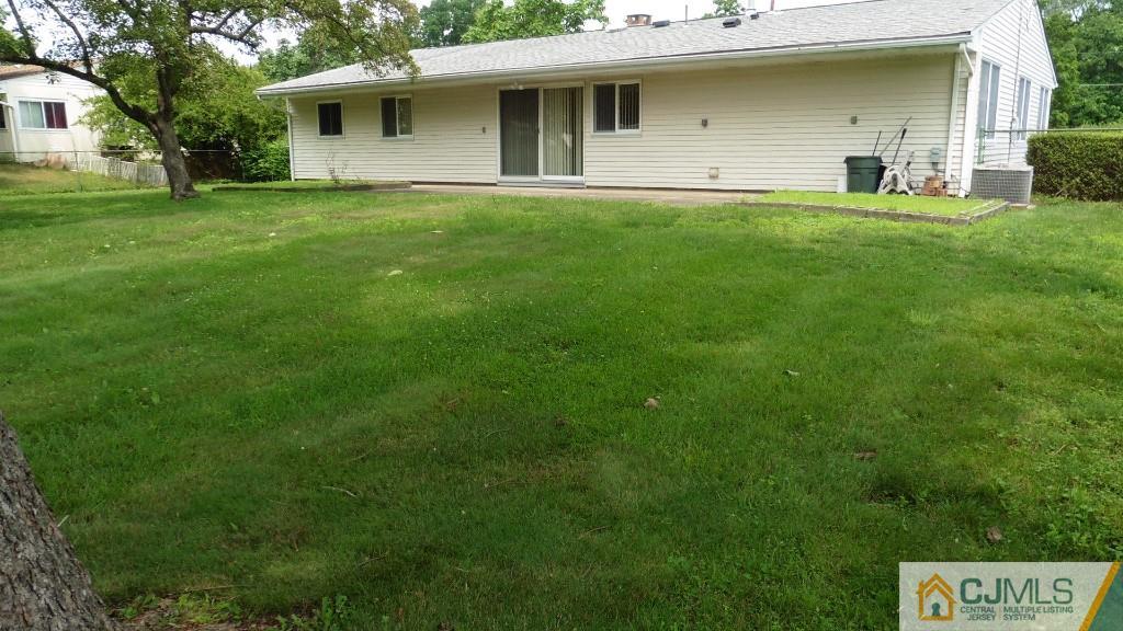 20 Kingsley Road Kendall Park, NJ 08824 - Photo 23 of 25 Gallery Image 23