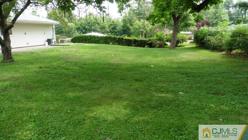20 Kingsley Road Kendall Park, NJ 08824 - Photo 25 of 25 Gallery Image 25