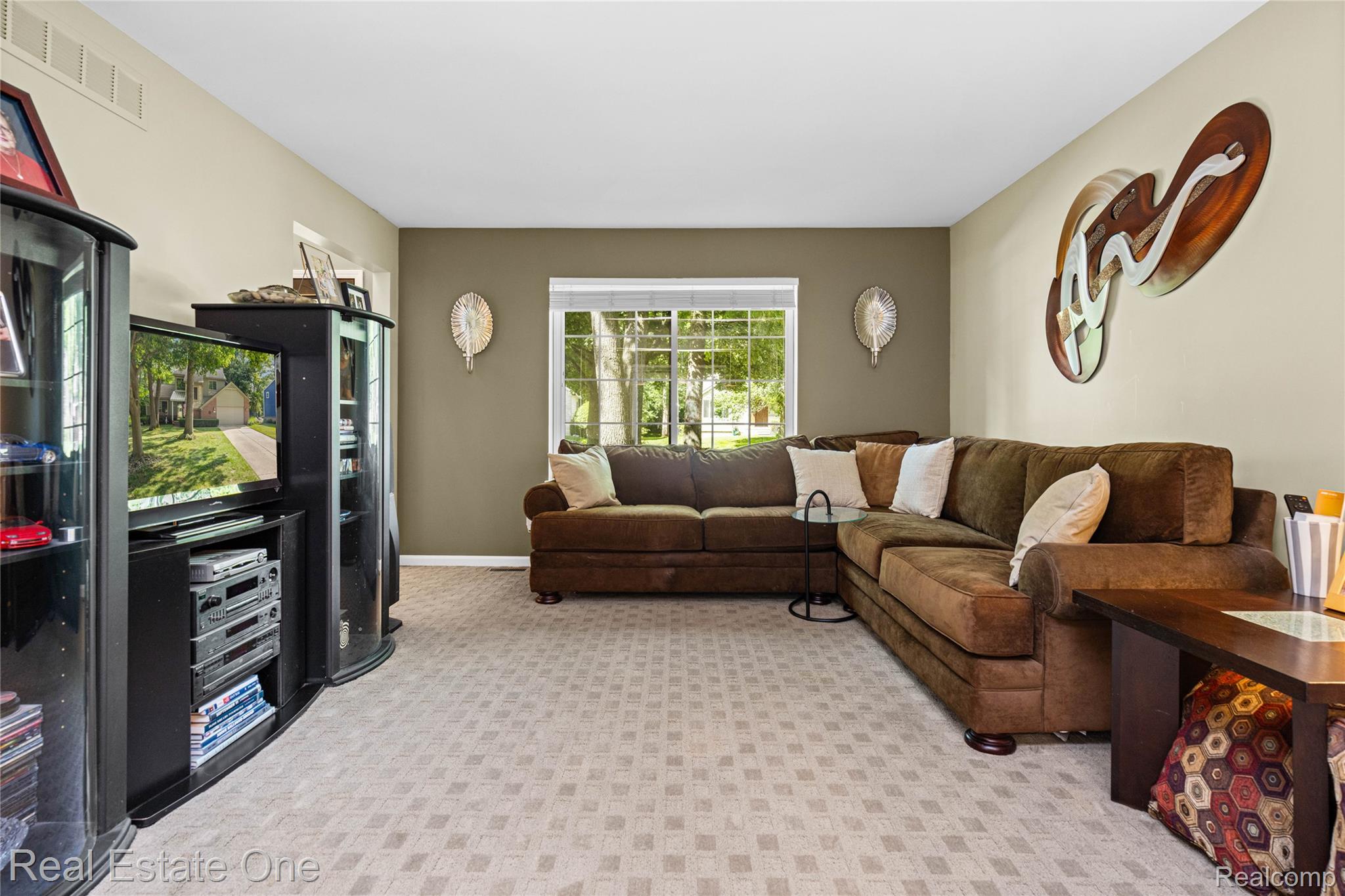1574 Cardinal Ridge Court West Bloomfield, MI 48324 - Photo 8 of 57 1574 Cardinal Ridge - OnDemand Pix Photography (18).jpg