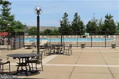 $1,600 | 3701 3701-south S George Mason Dr Falls, Unit 708N, Falls Church, VA 22041