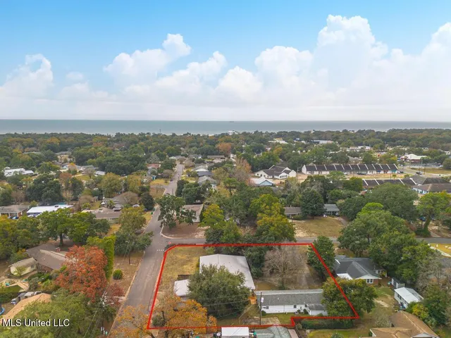 $365,000 | 28 Woodglen Drive, Gulfport, MS 39507