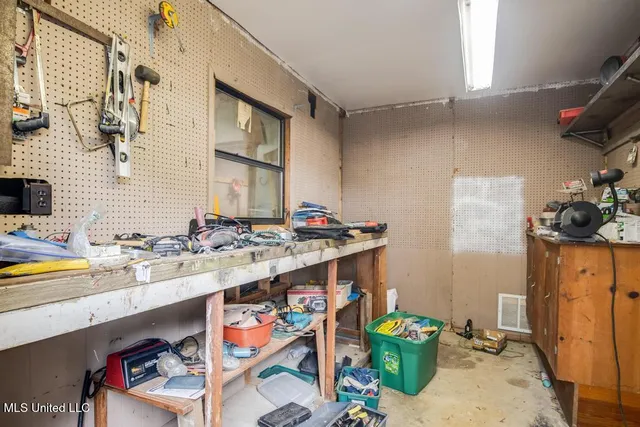 $365,000 | 28 Woodglen Drive, Gulfport, MS 39507