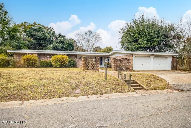 $365,000 | 28 Woodglen Drive, Gulfport, MS 39507