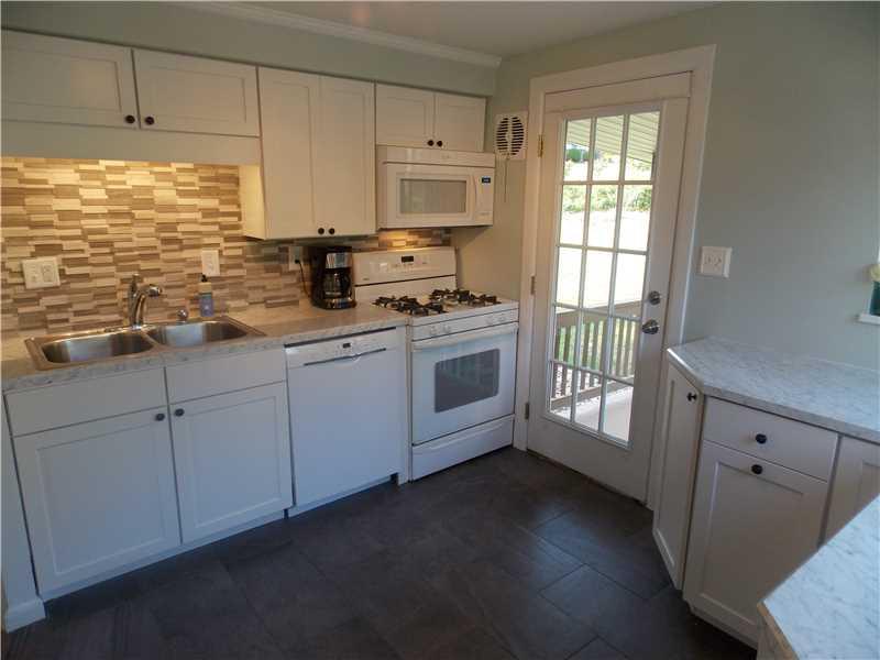 2110 Hulton Road Plum, PA 15147 - Photo 3 of 22 Kitchen.