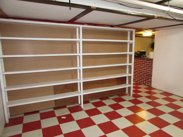 $340,000 | 276 180th Avenue, Fairmont, MN 56031