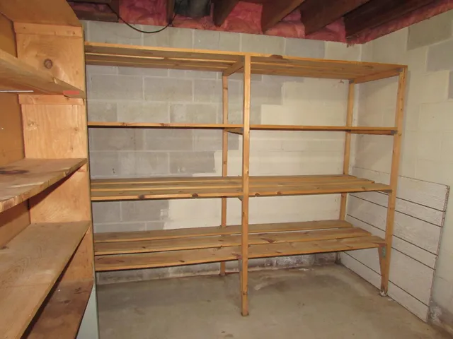 $340,000 | 276 180th Avenue, Fairmont, MN 56031