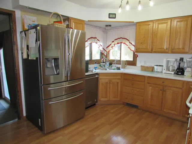 $340,000 | 276 180th Avenue, Fairmont, MN 56031