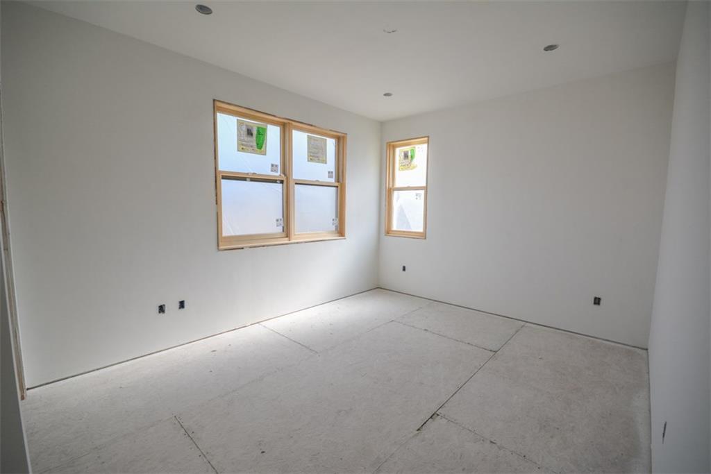 98 Landon Lane Dillon, CO 80435 - Photo 10 of 33 an empty room with windows