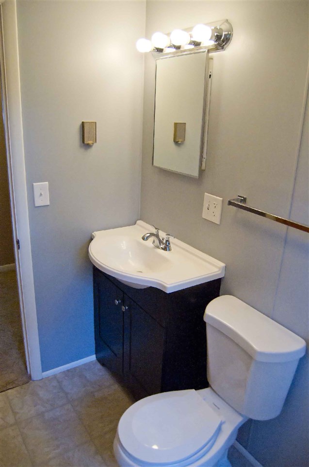 701 North Union Road Ithaca, MI 48847 - Photo 5 of 28 1827796-4.JPG