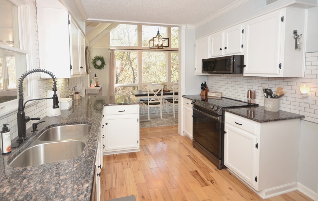 513 Adams Road Gatlinburg, TN 37738 - Photo 10 of 34 Gallery Image 10