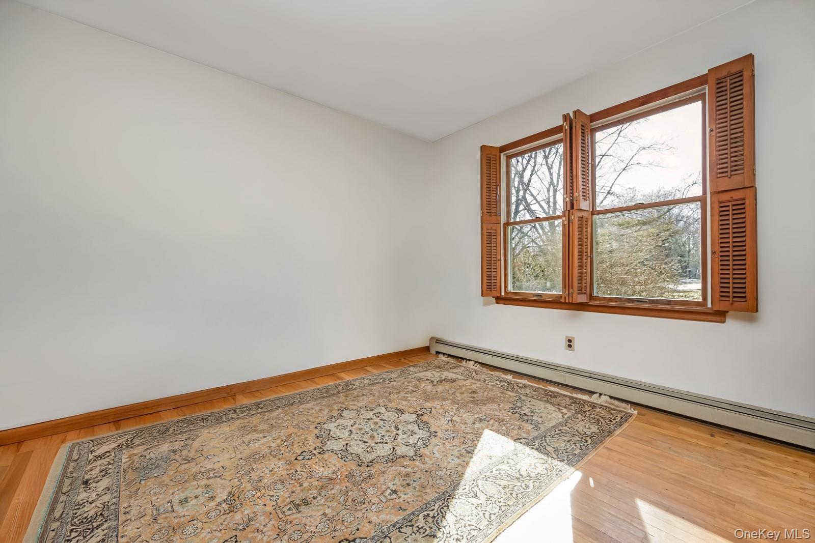 43 Farm Road North Wading River, NY 11792 - Photo 19 of 36