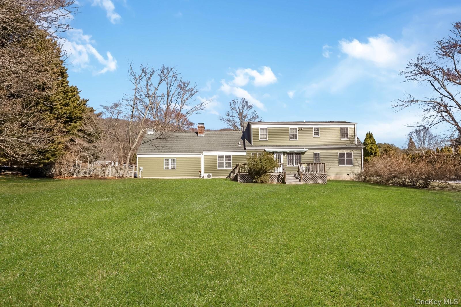 43 Farm Road North Wading River, NY 11792 - Photo 29 of 36