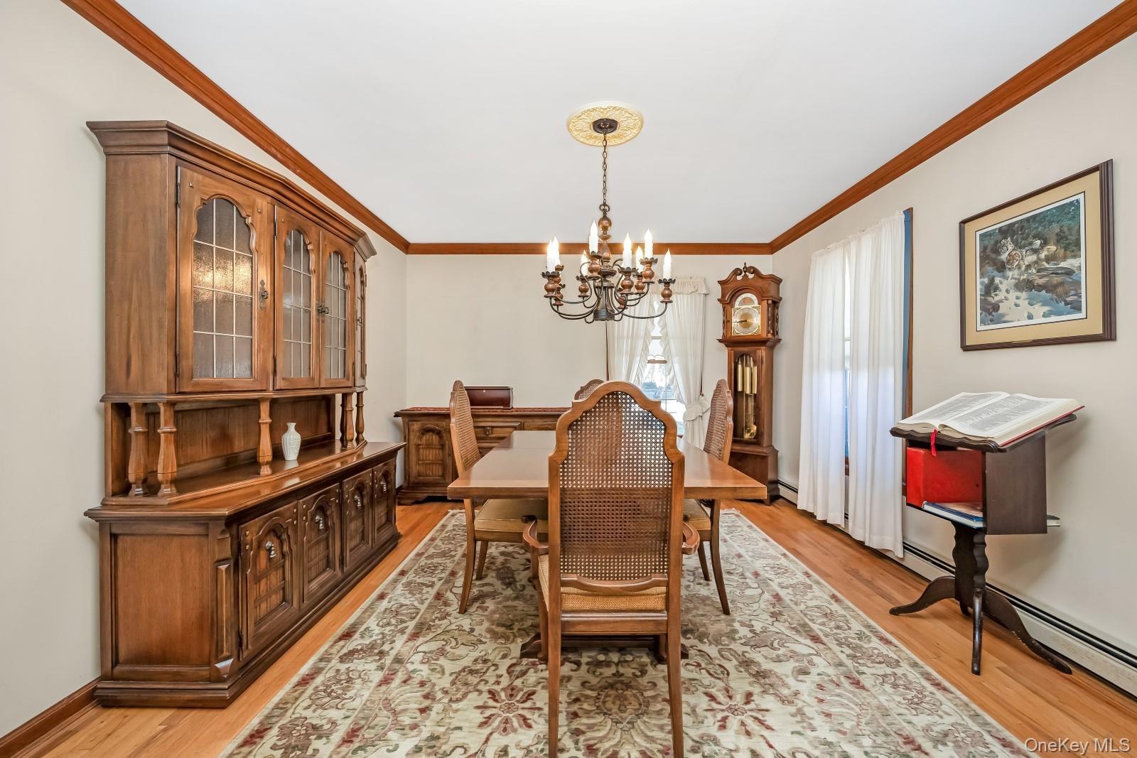 43 Farm Road North Wading River, NY 11792 - Photo 5 of 36
