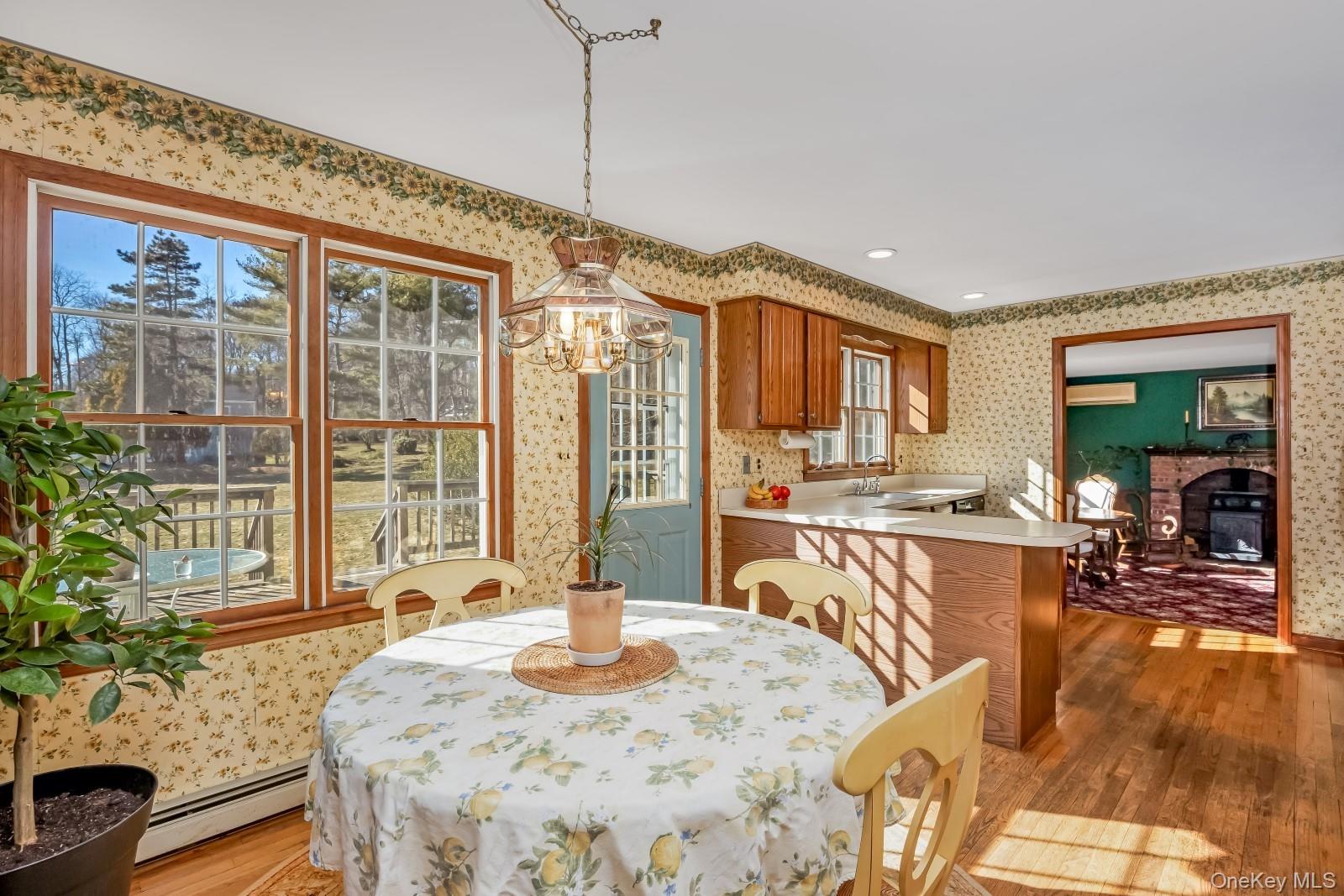 43 Farm Road North Wading River, NY 11792 - Photo 8 of 36