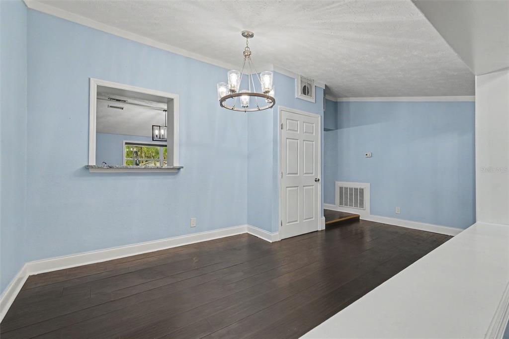 9220 McIntosh Road Dover, FL 33527 - Photo 5 of 18