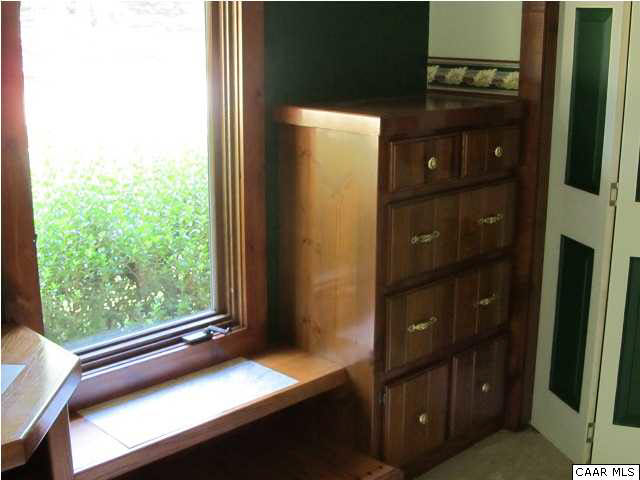 264 Creek Road Troy, VA 22974 - Photo 18 of 39 Built in dress in master bedroom.