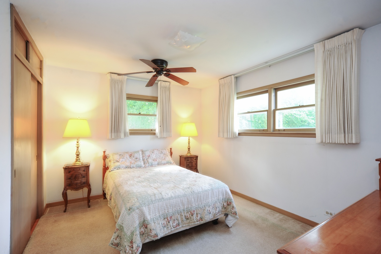 598 Sumac Road Highland Park, IL 60035 - Photo 5 of 10 a bedroom with a bed and a window