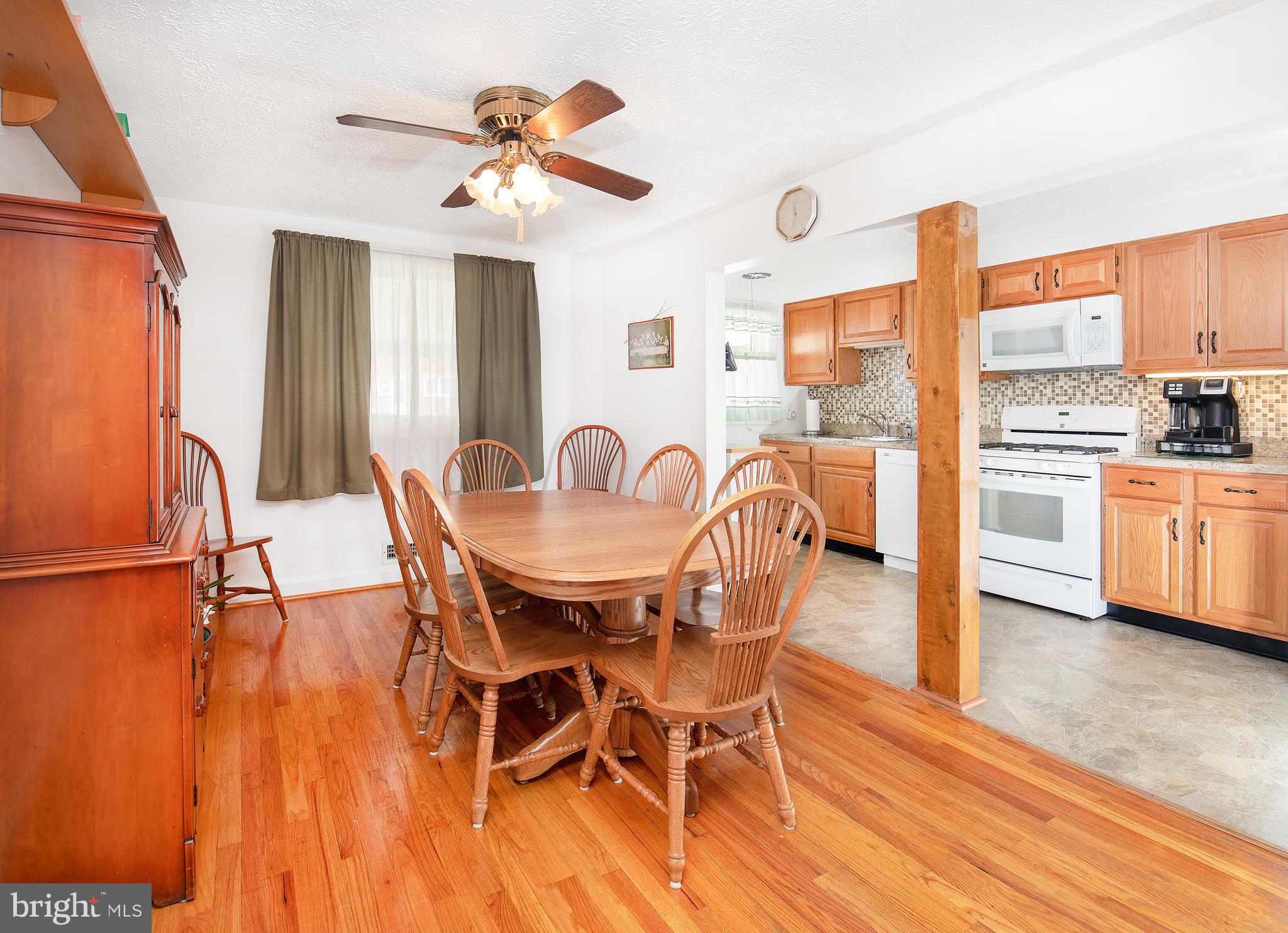 7860 Rockbourne Road Baltimore, MD 21222 - Photo 9 of 26 Dining Area Opens To Kitchen