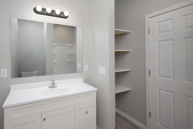 $424,900 | 3314 West Alvina Avenue, Greenfield, WI 53221