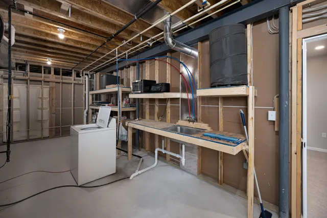 $424,900 | 3314 West Alvina Avenue, Greenfield, WI 53221