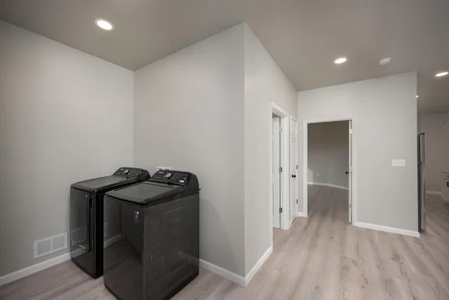 $424,900 | 3314 West Alvina Avenue, Greenfield, WI 53221