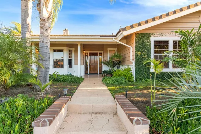 $1,340,000 | 351 Sheila Lane, Fallbrook, CA 92028
