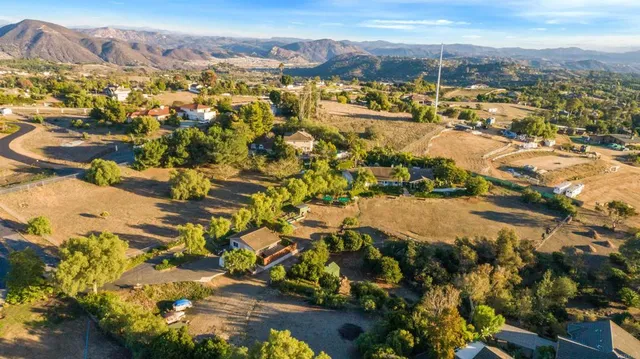 $1,340,000 | 351 Sheila Lane, Fallbrook, CA 92028