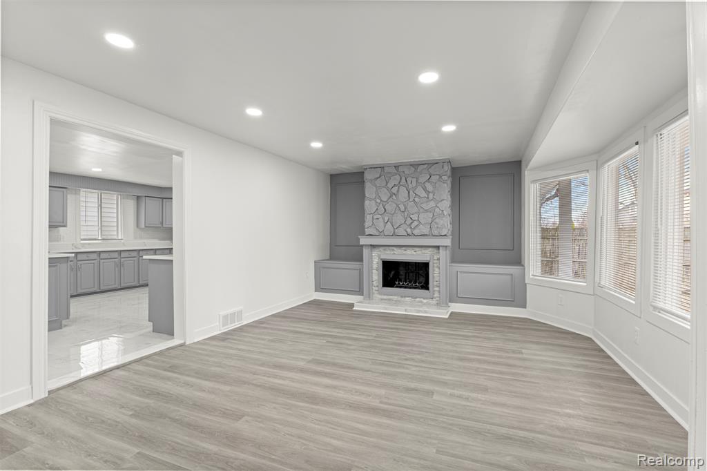 36850 Perry Street Romulus, MI 48174 - Photo 10 of 31