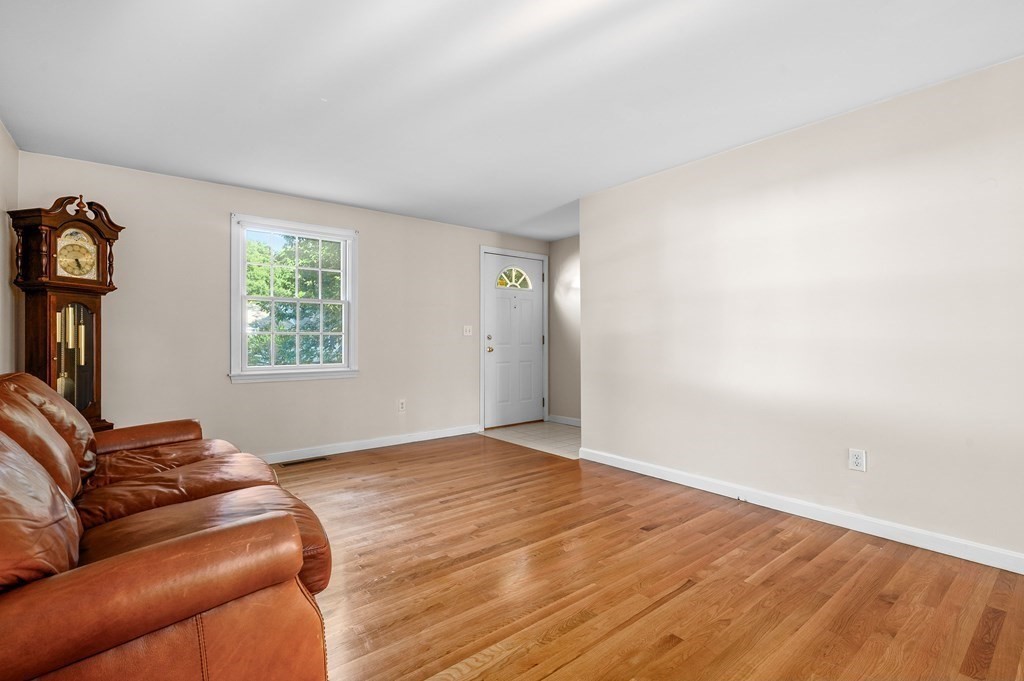 21 Micah Hamlin Road Centerville, MA 02632 - Photo 13 of 42 a view of livingroom with furniture and windows