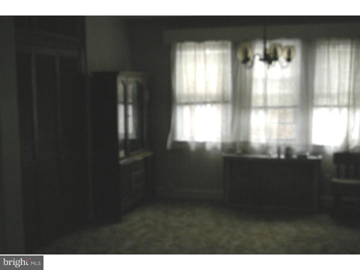 259 Ashby Road Upper Darby, PA 19082 - Photo 5 of 6 Living Room