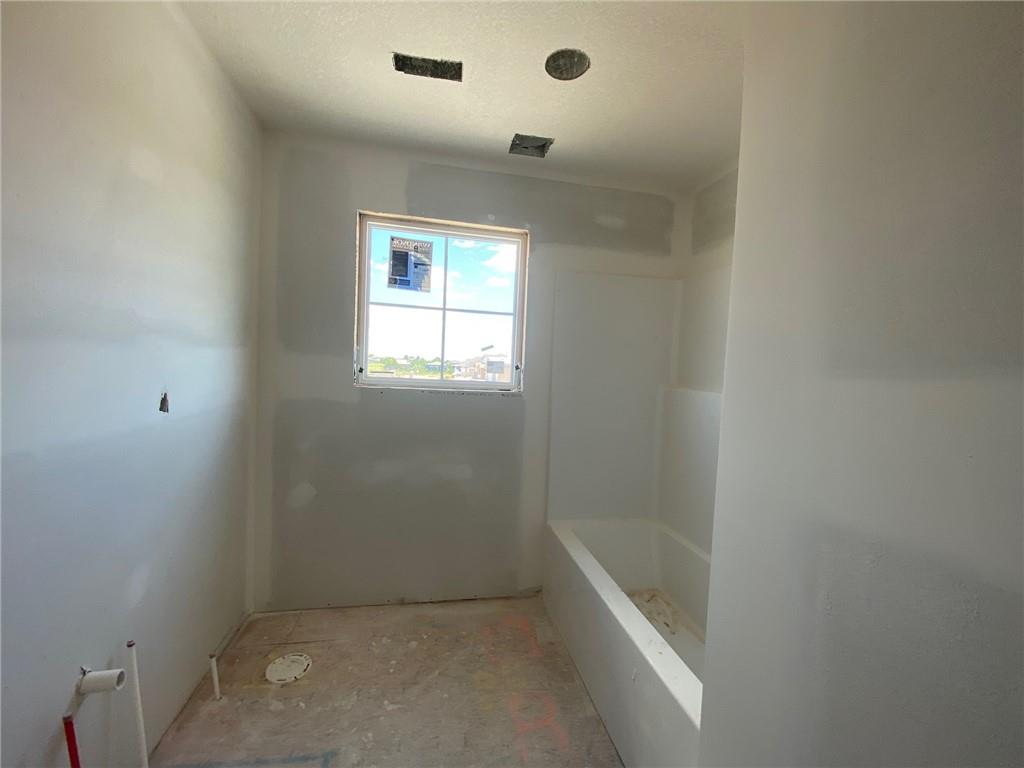 19338 South Skyview Lane Spring Hill, KS 66083 - Photo 10 of 33