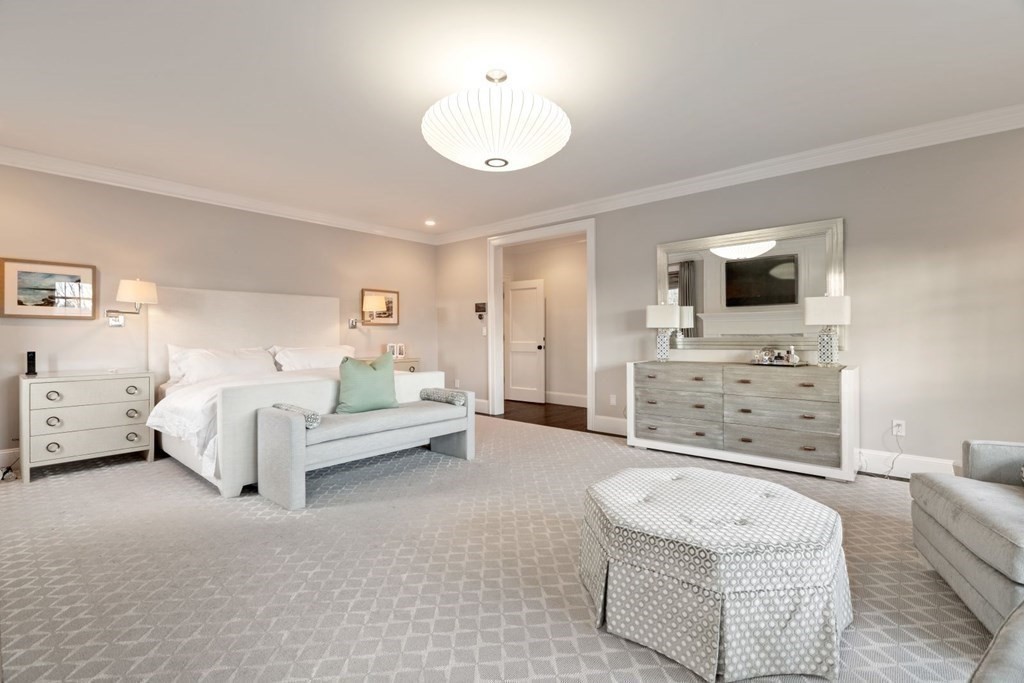 12 Mountview Road Wellesley, MA 02481 - Photo 25 of 38