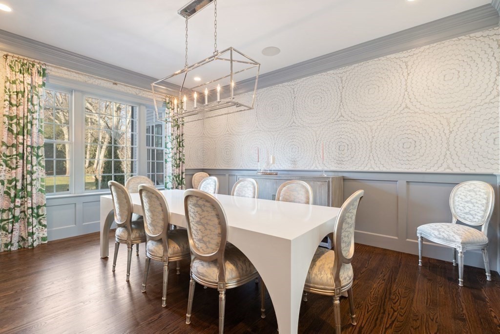 12 Mountview Road Wellesley, MA 02481 - Photo 6 of 38