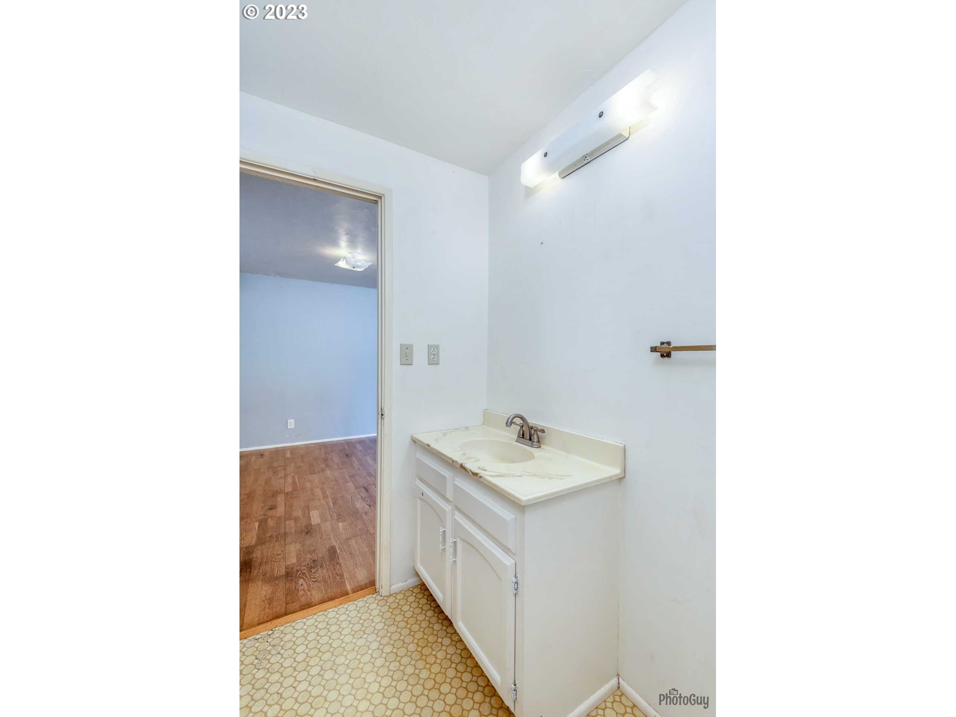 36381 Row River Road Cottage Grove, OR 97424 - Photo 22 of 37 Gallery Image 22